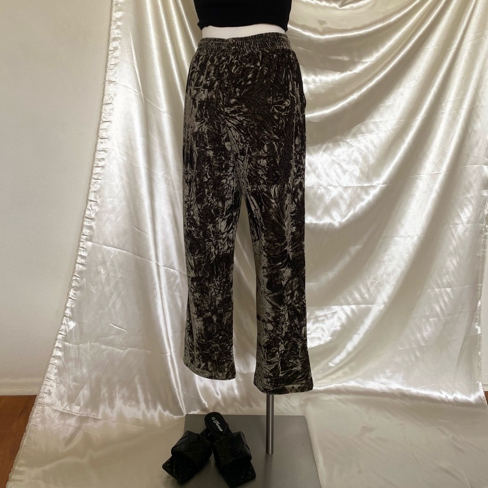 Green Olive Loose Pants - Picture 4 of 8